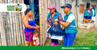 Alcaldía Ciudadana de Esmeraldas brinda ayuda a familias afectadas por inundaciones