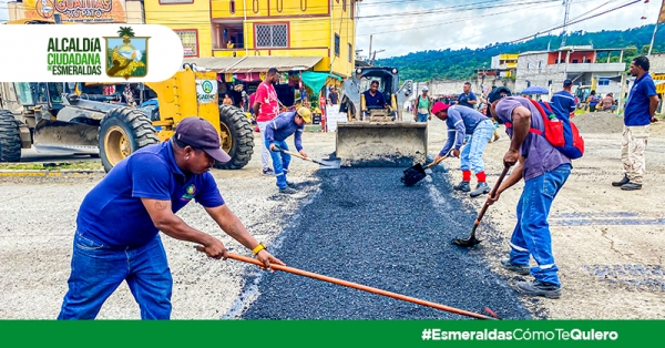 Avances en el bacheo de la vía Carlos Concha