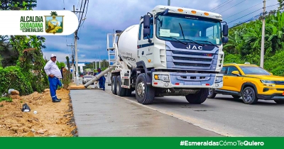 Hormigonado de camineras en vías Las Tolitas